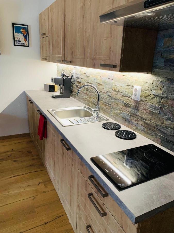 Apartman Juh Tale Buitenkant foto