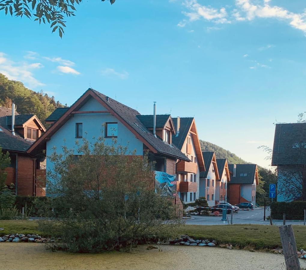 Apartman Juh Tale Buitenkant foto